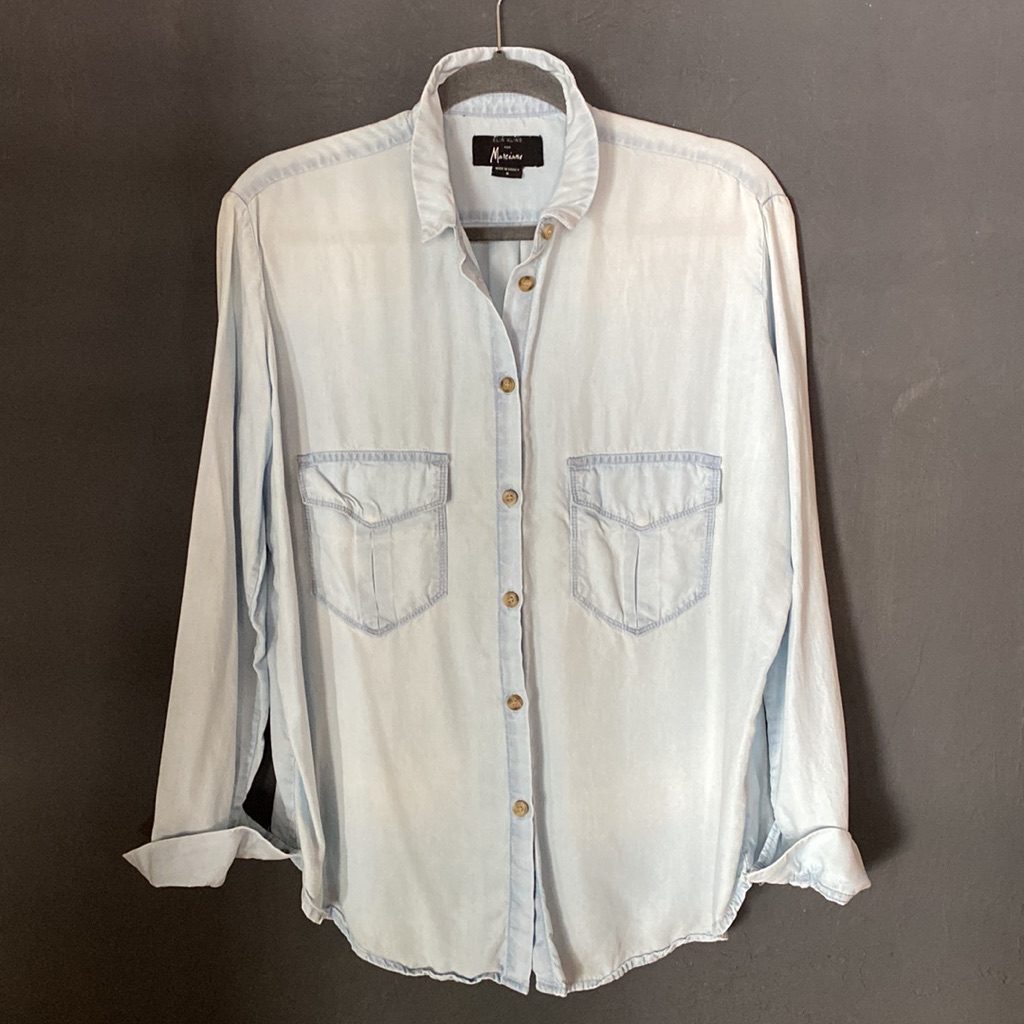 Elin Kling For Marciano Soft Light Denim Shirt W/Narrow Collar Size Small